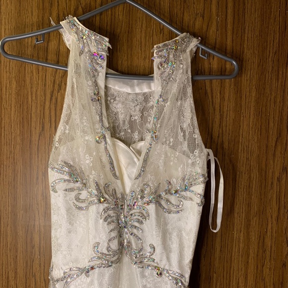 Prom dress - Picture 3 of 4